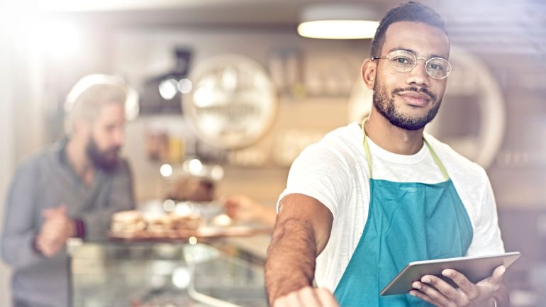 restaurant employee training on iPad POS