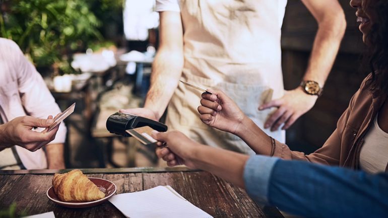 server splitting the cheque for patrons