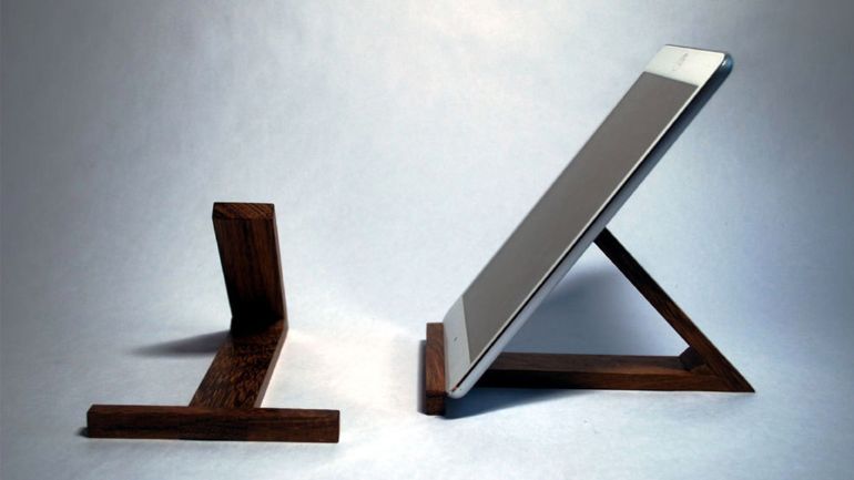 simple minimalistic wooden tablet stand