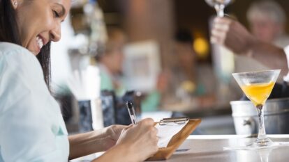 What Does Tip Out Mean? Restaurant Tip Out & Tip Pooling Guide